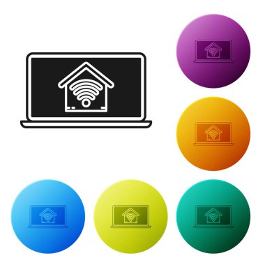 Beyaz arka planda izole wi-fi simgesi ile akıllı ev ile Siyah Laptop. Uzaktan kumanda. Simgeleri renkli daire düğmeleri ayarlayın. Vektör İllüstrasyonu