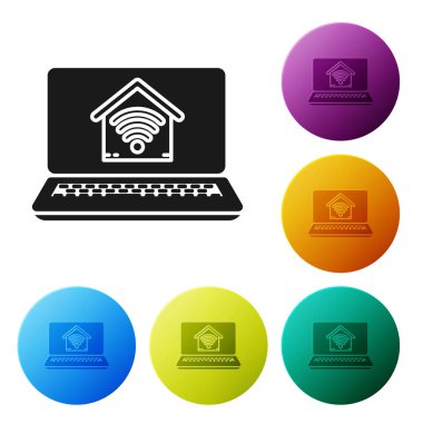 Beyaz arka planda izole wi-fi simgesi ile akıllı ev ile Siyah Laptop. Uzaktan kumanda. Simgeleri renkli daire düğmeleri ayarlayın. Vektör İllüstrasyonu