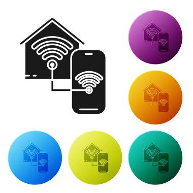 Beyaz arka planda izole wi-fi simgesi ile Siyah Akıllı ev. Uzaktan kumanda. Simgeleri renkli daire düğmeleri ayarlayın. Vektör İllüstrasyonu
