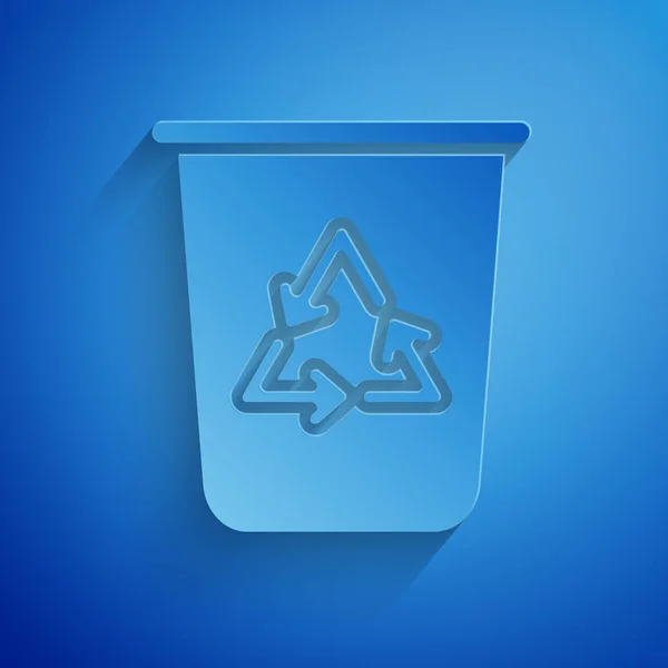 Papel cortado Papelera de reciclaje con icono de símbolo de reciclaje aislado sobre fondo azul. Icono de bote de basura. Cartel de basura. Reciclar signo de cesta. Estilo de arte de papel. Ilustración vectorial — Vector de stock