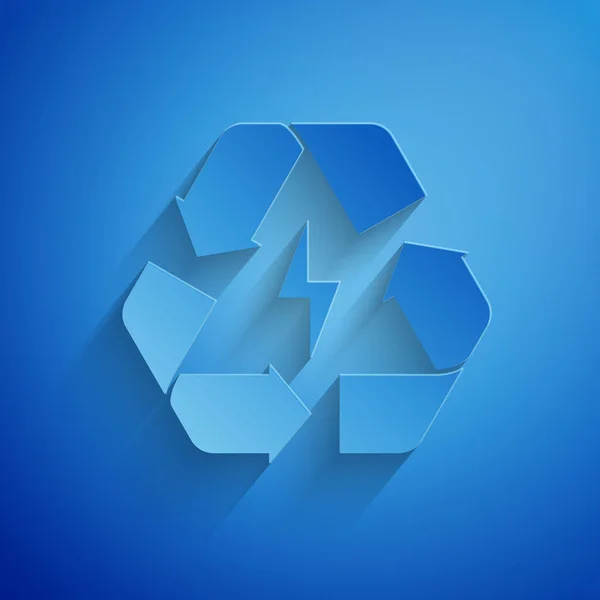Vyjmutí papíru baterie s recyklovanou ikonou symbol je izolovaná na modrém pozadí. Baterie s recyklačním symbolem-koncept obnovitelné energie. Styl papírového umění. Vektorová ilustrace — Stockový vektor