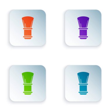 Beyaz arka planda yalıtılmış renk Tıraş fırçası simgesi. Berber dükkanı sembolü. Simgeleri renkli kare düğmelere ayarlayın. Vektör İllüstrasyonu