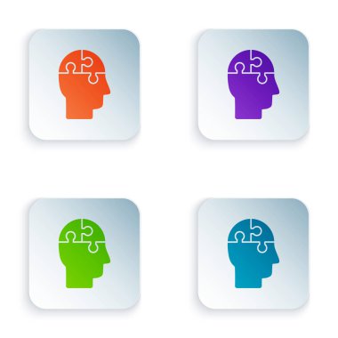 Renk İnsan kafa bulmacalar strateji simgesi beyaz arka plan üzerinde izole. Beyin işaretini düşünmek. Beynin sembol çalışması. Simgeleri renkli kare düğmelere ayarlayın. Vektör İllüstrasyonu