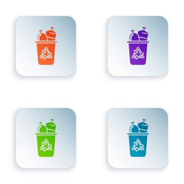 Beyaz arka planda yalıtılmış geri dönüşüm simgesi simgeli Renk Geri Dönüşüm kutusu. Çöp kutusu simgesi. Çöp kutusu tabelası. Sepet işaretini geri dönüştürün. Simgeleri renkli kare düğmelere ayarlayın. Vektör İllüstrasyonu