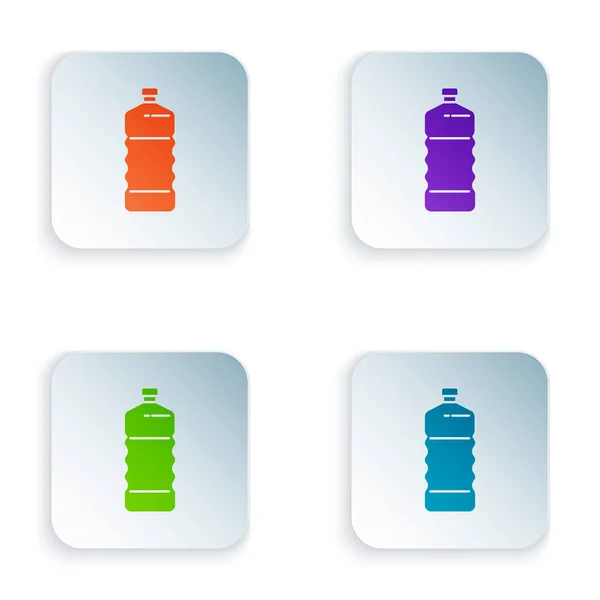 Warna Ikon botol plastik diisolasi pada latar belakang putih. Mengatur ikon dalam warna-warni tombol persegi. Ilustrasi Vektor - Stok Vektor