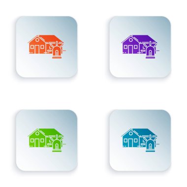 Beyaz arka planda yalıtılmış Color Smart ev ve alarm simgesi. Akıllı evin güvenlik sistemi. Simgeleri renkli kare düğmelere ayarlayın. Vektör İllüstrasyonu