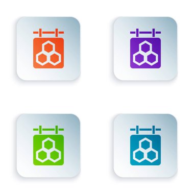 Beyaz arka plan üzerinde izole petek ile Renk Asma işareti. Tabela simgesi. Bal hücreleri sembolü. Tatlı doğal yemekler. Simgeleri renkli kare düğmelere ayarlayın. Vektör İllüstrasyonu