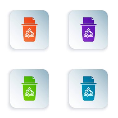 Beyaz arka planda yalıtılmış geri dönüşüm simgesi simgeli Renk Geri Dönüşüm kutusu. Çöp kutusu simgesi. Çöp kutusu tabelası. Sepet işaretini geri dönüştürün. Simgeleri renkli kare düğmelere ayarlayın. Vektör İllüstrasyonu