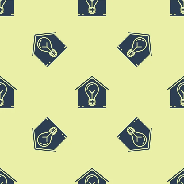 Blaues Smart House und Glühbirnen-Symbol isoliert nahtlose Muster auf gelbem Hintergrund. Vektorillustration — Stockvektor
