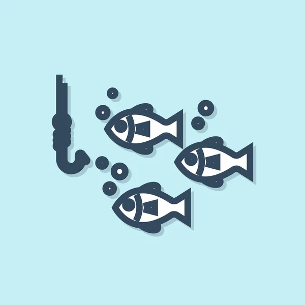 Línea azul Gancho de pesca bajo el agua con icono de pescado aislado sobre fondo azul. Aparejos de pesca. Ilustración vectorial — Vector de stock