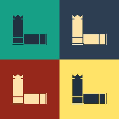 Renk arka planda yalıtılmış renk kartuşları simgesi. Av tüfeği avlama ateşli silah kartuşları. Av tüfek mermi simgesi. Vintage tarzı çizim. Vektör İllüstrasyonu