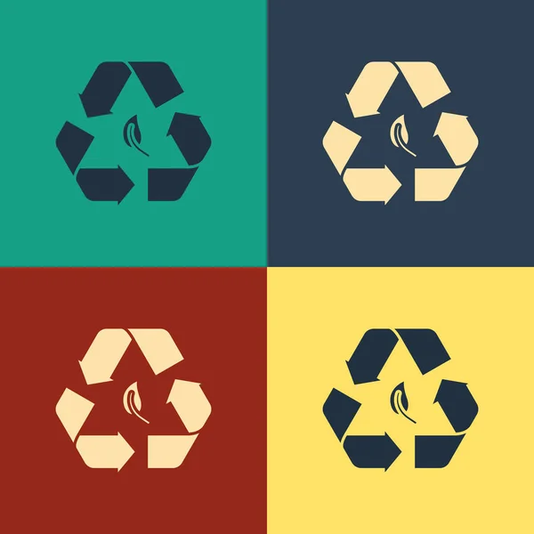 Χρώμα σύμβολο ανακύκλωσης και το εικονίδιο φύλλο απομονώνεται σε φόντο χρώμα. Το περιβάλλον ανακυκλώσιμο είναι πράσινο. Vintage ζωγραφική στυλ. Απεικόνιση διανυσματικών φορέων — Διανυσματικό Αρχείο