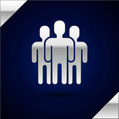 Gümüş Kullanıcılar grup simgesi koyu mavi arka planda yalıtılmış. Kişi grubu simgesi. İş avatarı simgesi kullanıcı profili simgesi. Vektör İllüstrasyonu