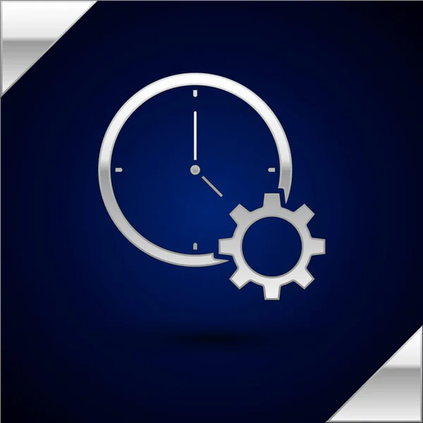 Icono de Silver Time Management aislado sobre fondo azul oscuro. Señal de reloj y engranaje. Símbolo de productividad. Ilustración vectorial — Vector de stock