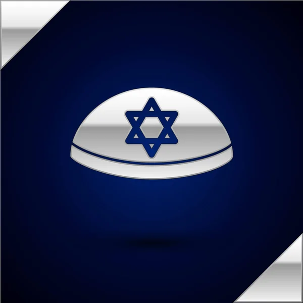 Kippa juif argenté avec étoile de l'icône de David isolé sur fond bleu foncé. Chapeau yarmulke juif. Illustration vectorielle — Image vectorielle