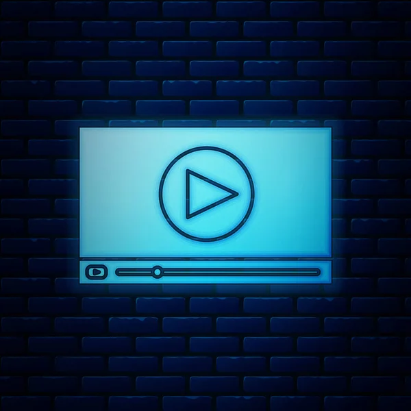 Brillante neón Online reproducir icono de vídeo aislado en el fondo de la pared de ladrillo. Película de tira con señal de juego. Ilustración vectorial — Vector de stock