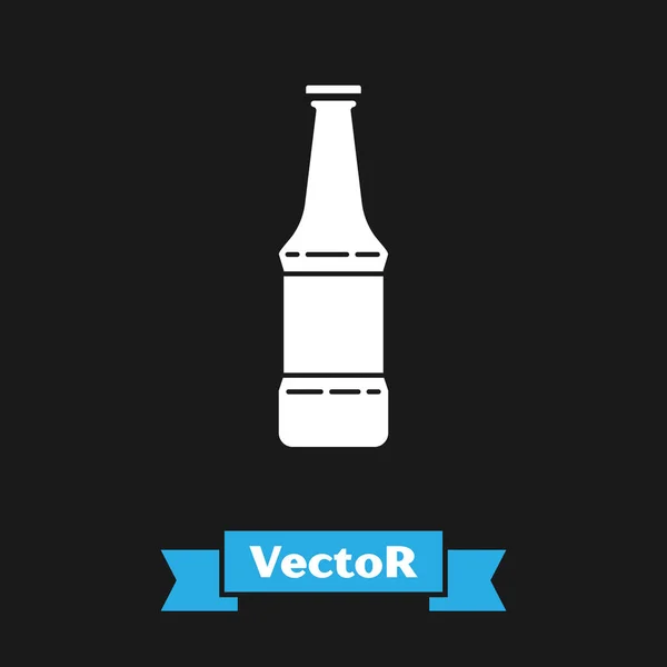 Символ бутылки белого пива выделен на черном фоне. Векторная миграция — стоковый вектор