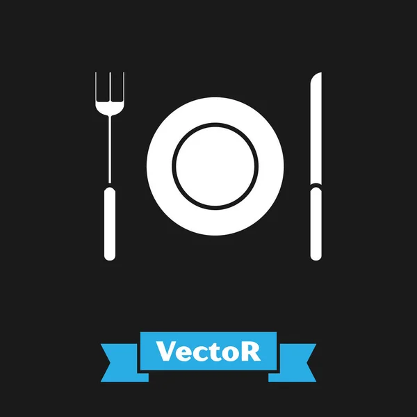 Weißer Teller, Gabel und Messer-Symbol isoliert auf schwarzem Hintergrund. Bestecksymbol. Restaurant-Schild. Vektorillustration — Stockvektor