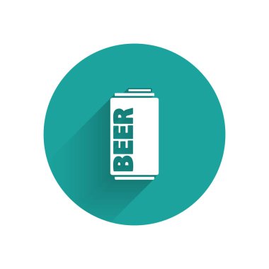 Beyaz bira uzun gölgeli izole bir ikon olabilir. Yeşil daire düğmesi. Vektör İllüstrasyonu