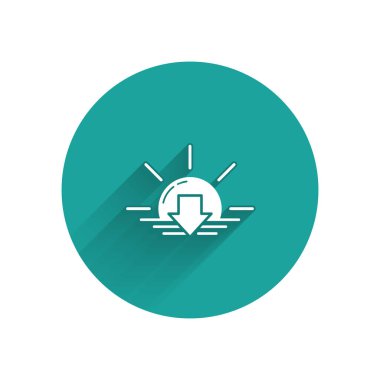 Beyaz günbatımı simgesi uzun gölge ile izole edilmiştir. Yeşil daire düğmesi. Vektör Illustration