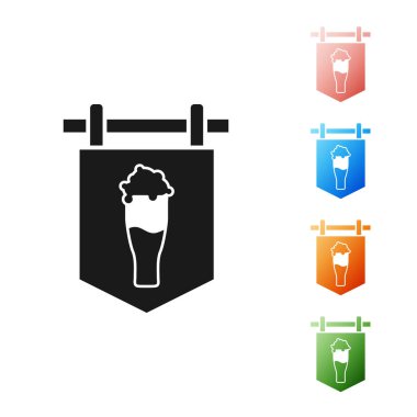 Beyaz arka planda izole edilmiş bira ikonu camlı Siyah Sokak tabelası. Reklamlar için uygun bar, kafe, bar, restoran. Simgeleri renklendirin. Vektör İllüstrasyonu