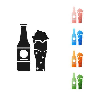 Siyah bira şişesi ve beyaz arka planda izole edilmiş cam ikon. Alkol içeceği sembolü. Simgeleri renklendirin. Vektör İllüstrasyonu