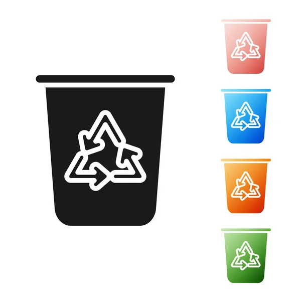 Черный контейнер Recycle с символом вторичной переработки изолирован на белом фоне. Значок мусорного бака. Знак мусорного бака. Знак корзины для мусора. Набор иконок красочный. Векторная миграция — стоковый вектор
