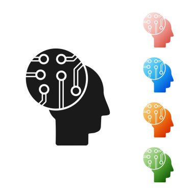 Siyah insan beyni dijital devre kartı simgesi olarak beyaz arkaplanda izole edilmiş. İçinde devre çizgileri olan insan kafası. Simgeleri renklendirin. Vektör İllüstrasyonu