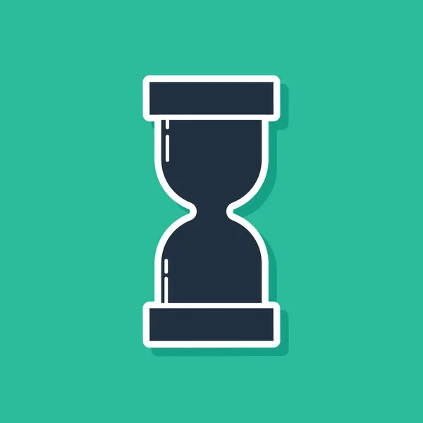 Reloj de arena azul viejo con el icono de arena que fluye aislado en el fondo verde. Señal de reloj de arena. Concepto de negocio y gestión del tiempo. Ilustración vectorial — Vector de stock