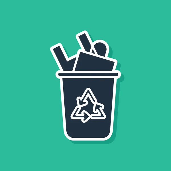 Corbeille bleue avec icône de symbole de recyclage isolé sur fond vert. Icône poubelle. Panneau poubelle. Panneau panier de recyclage. Illustration vectorielle — Image vectorielle