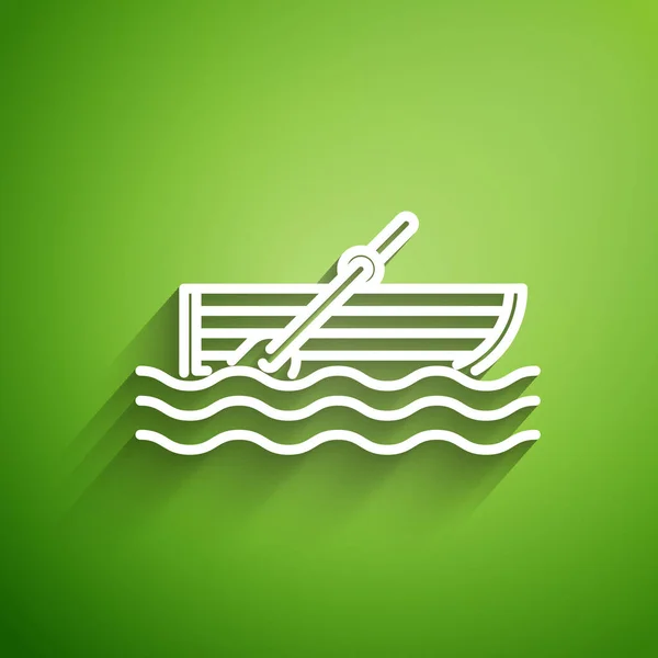 Vit linje Fiske båt med åror på vatten ikon isolerad på grön bakgrund. Vektor Illustration — Stock vektor