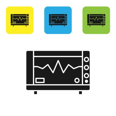 Beyaz zemin üzerinde kardiyogram simgesi olan siyah bilgisayar monitörü. Simge denetleniyor. Kalp atışı elle çizilmiş EKG monitörü. Renkli kare düğmeleri ayarlayın. Vektör İllüstrasyonu