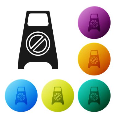 Siyah ıslak zemin ve temizlik ikonu beyaz arka planda izole edildi. Temizlik hizmeti konsepti. Renkli daire düğmelerini ayarlayın. Vektör İllüstrasyonu