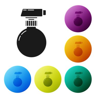 Beyaz arka planda izole edilmiş deterjan likörü olan siyah bir sprey şişesi. Renkli daire düğmelerini ayarlayın. Vektör İllüstrasyonu