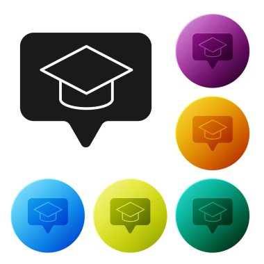 Konuşma baloncuğu simgesinde siyah mezuniyet şapkası beyaz arkaplanda izole edilmiş. Tassel ikonlu mezuniyet şapkası. Renkli daire düğmelerini ayarlayın. Vektör İllüstrasyonu