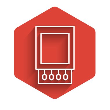 Beyaz çizgi kibrit kutusunu aç ve uzun gölgeli bir kibrit kutusu eşleştir. Kırmızı altıgen düğmesi. Vektör İllüstrasyonu