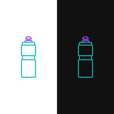 Beyaz ve siyah arkaplanda izole edilmiş çizgi fitness ikonu. Su ve protein kokteylleri için kapaklı spor karıştırıcı şişesi. Renkli taslak konsepti. Vektör