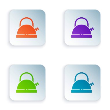 Beyaz arkaplanda izole edilmiş tutuş simgesi olan renkli çaydanlık. Çaydanlık ikonu. Kare düğmelere renkli simgeleri yerleştir. Vektör