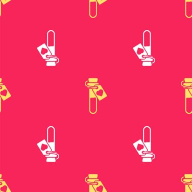 Aşk ikonu ikonlu sarı şişe kırmızı arka planda izole edilmiş kusursuz desen. Sevgililer Günü sembolü. Vektör İllüstrasyonu.