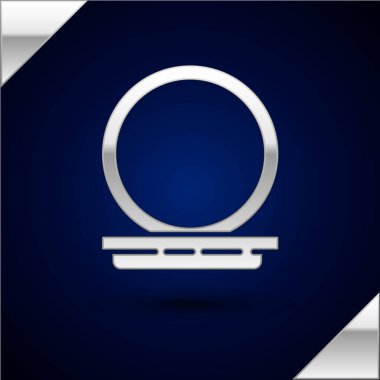 Aynalı gümüş makyaj tozu koyu mavi arka planda izole edilmiş. 8 Mart. Uluslararası Mutlu Kadınlar Günü. Vektör İllüstrasyonu.