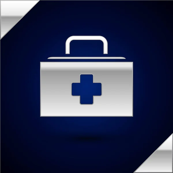 暗い青の背景に隔離された銀応急処置キットのアイコン クロス付きの医療箱 救急医療機器 医療の概念 ベクターイラスト — ストックベクタ