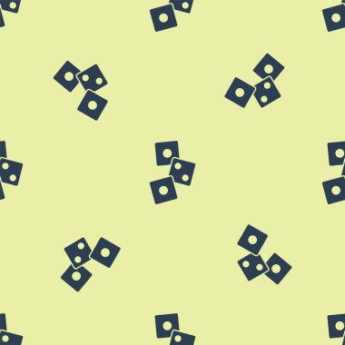 Mavi Oyun zar simgesi sarı arkaplanda izole edilmiş pürüzsüz desen. Kumarhane kumarı. Vektör İllüstrasyonu.