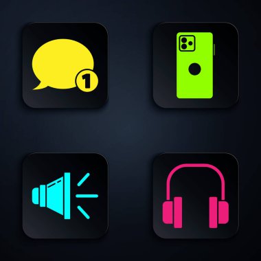 Kulaklıkları ayarla, konuşma balonu sohbeti, hoparlör sesi ve akıllı telefon, cep telefonu. Siyah kare düğme. Vektör.