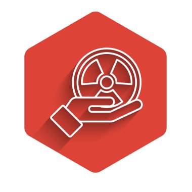 El simgesindeki beyaz çizgi uzun gölgeli radyoaktif. Radyoaktif zehirli sembol. Radyasyon tehlikesi işareti. Kırmızı altıgen düğmesi. Vektör.