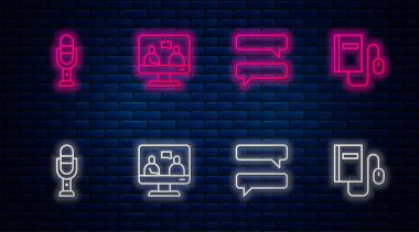 Çevrimiçi eğitim, konuşma balonu sohbeti, mikrofon ve fareli elektronik kitap ayarla. Tuğla duvarda parlayan neon simgesi. Vektör.