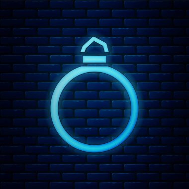 Parlayan neon elmas nişan yüzüğü ikonu tuğla duvar arkasında izole edilmiş. Vektör.
