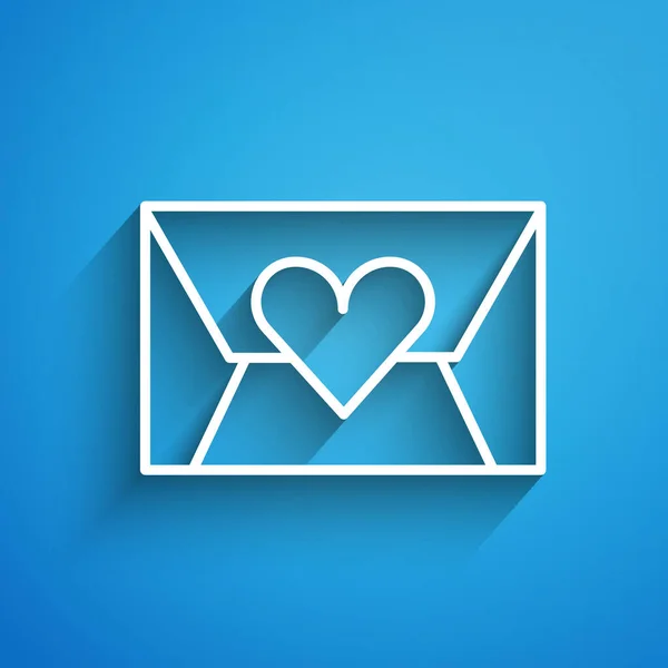 Envelope linha branca com ícone coração Valentine isolado no fundo azul. Mensagem de amor. Carta de amor e romance. Longa sombra. Vetor — Vetor de Stock