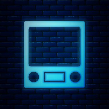 Parlayan neon elektronik ölçekli simge, tuğla duvar arka planında izole edilmiş. Ağırlık ölçüm aletleri. Vektör.