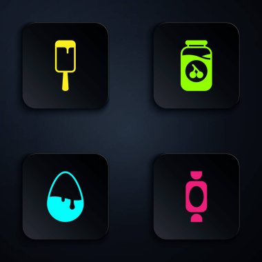 Şeker, dondurma, çikolata yumurtası ve kiraz reçeli kavanozu. Siyah kare düğme. Vektör.