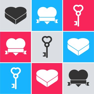 Candy 'yi kalp şeklinde bir kutuya, Kalp, kurdele ve anahtara kalp şeklinde bir simgeye yerleştir. Vektör.